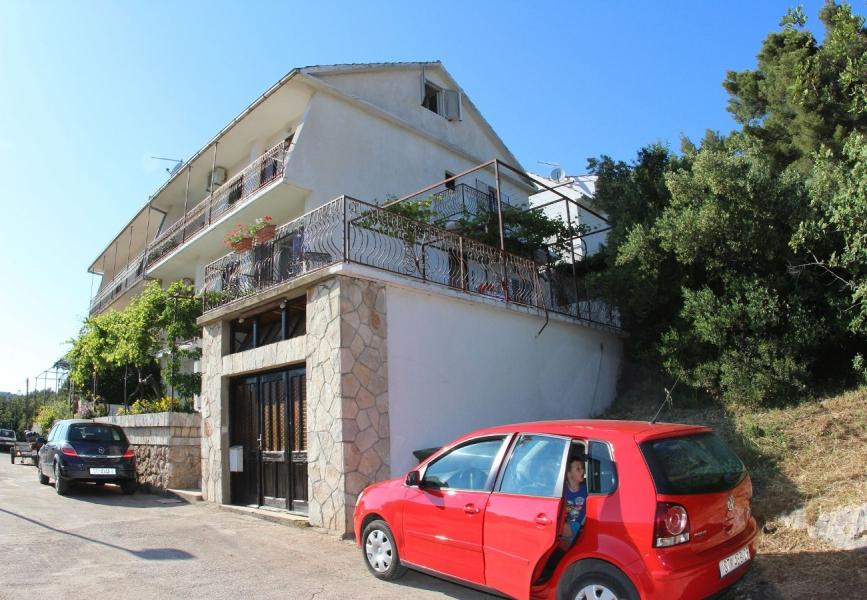 Apartment Jasna - 300 m from sea: A2 Nado  Jelsa, Island Hvar