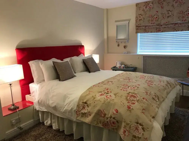 Chestnuts Bed & Breakfast