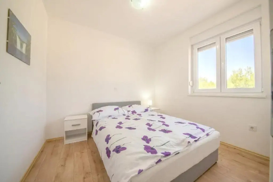 Apartment With 2 Bedrooms in Vrsi, With Enclosed Garden and Wifi - 350