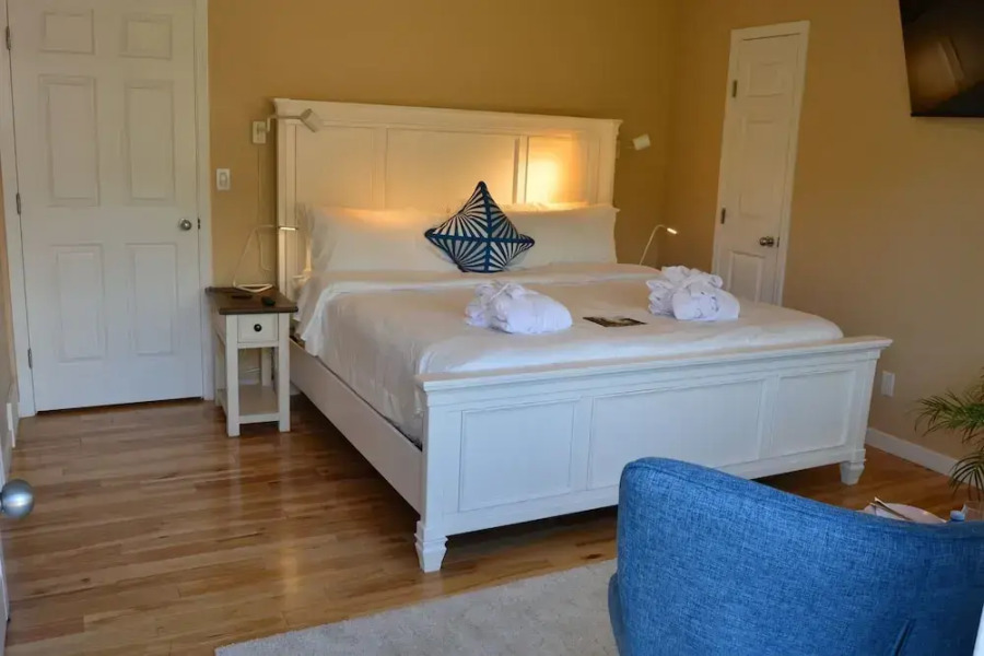 Salish Bed & Breakfast and Spa