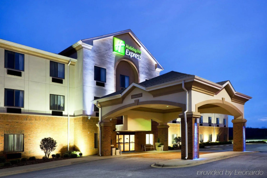 Holiday Inn Express Forest City by IHG