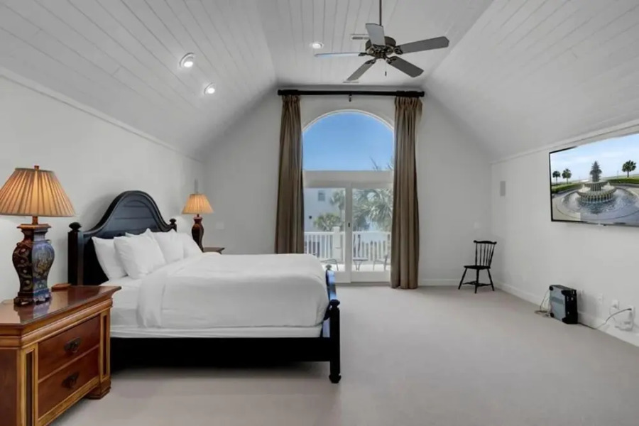 Beachwood East 5 by Wild Dunes With Amenities