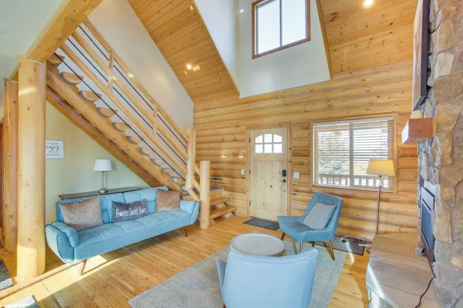 Garden City Cabin ~ 6 Mi to Bear Lake State Park!