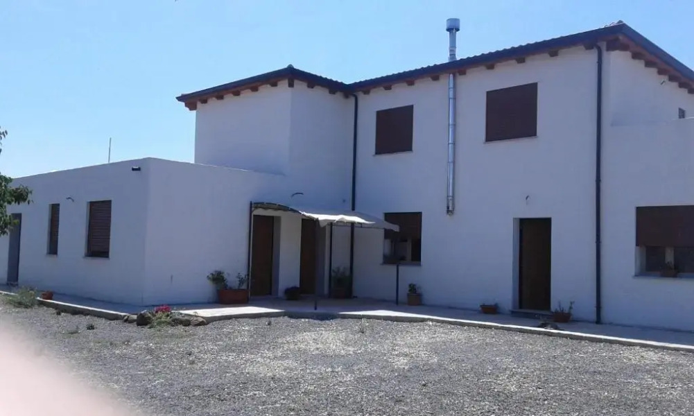 Alma bed & breakfast