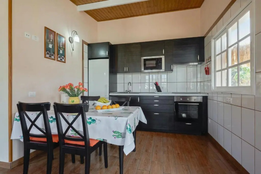 2 bedrooms house with shared pool enclosed garden and wifi at Buenavista del Norte 1 km away from the beach