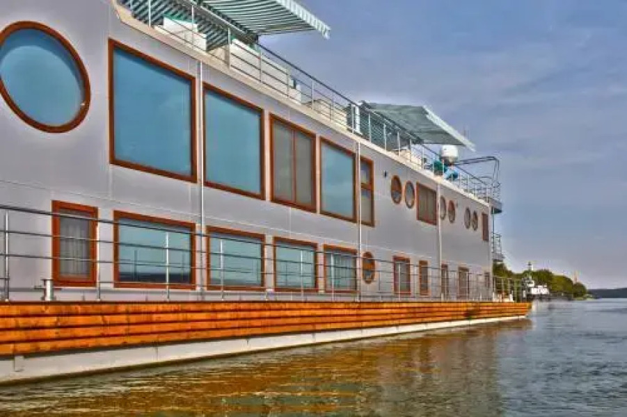 Hotel Plutitor Danubius Pontic