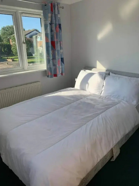 Cozy Beach House in Sandown - 3 Bedrooms