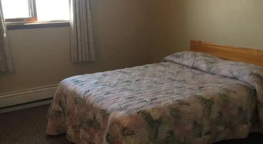 Wakiki Motel & Lounge