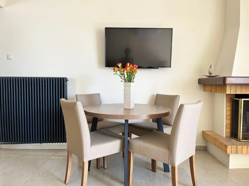 Penthouse Apartment and Studio