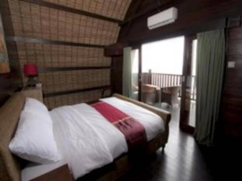 Meno Mojo Beach Resort