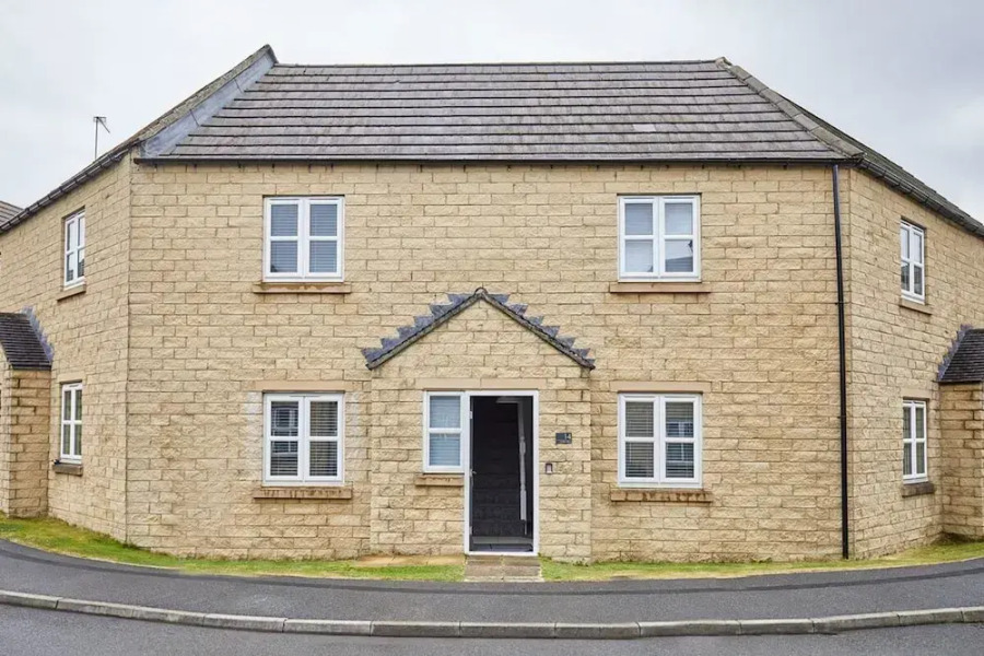 Host Stay Aynsley Mews