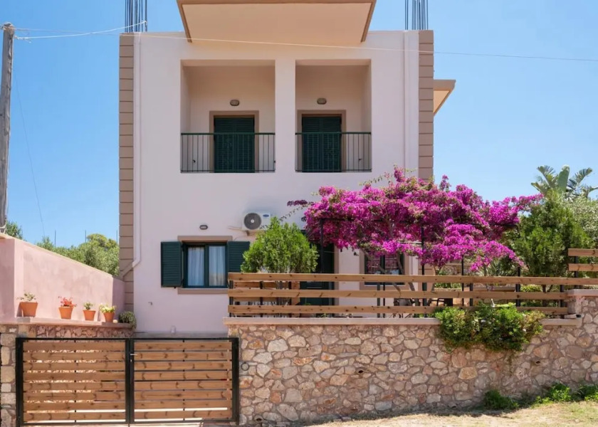 Peroulakis Traditional House