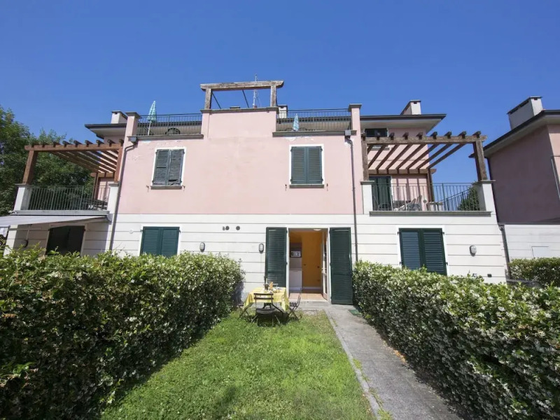 Modern and Cozy Furnished Apartment With one Wifi