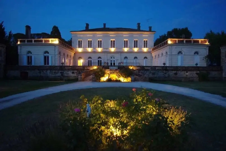 Mansion With 5 Bedrooms in Tombebœuf, With Enclosed Garden and Wifi