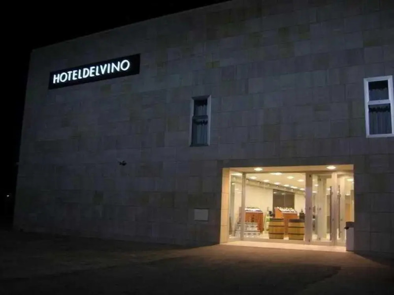 Hotel Del Vino