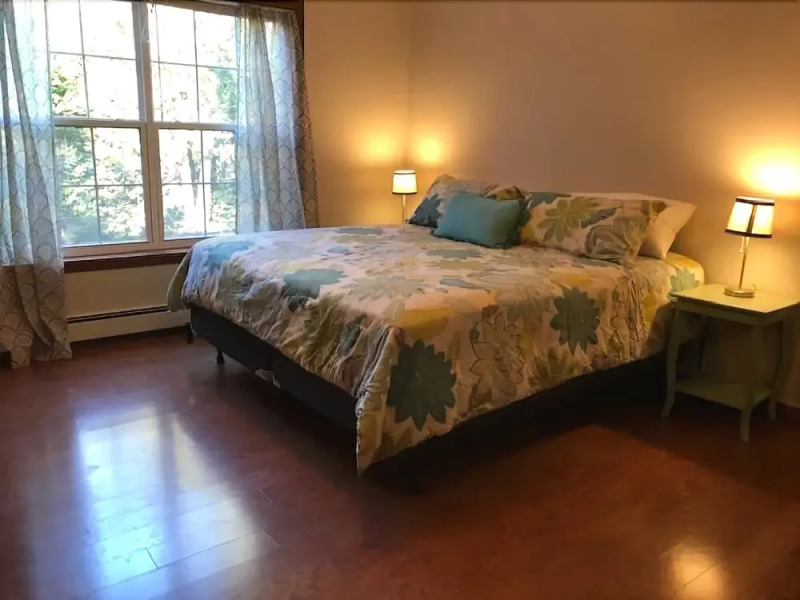 Cara's Cottage - Three Bedroom Home