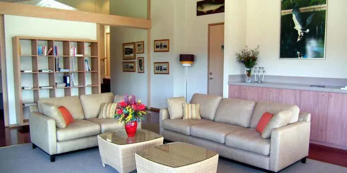 Gipsy Point Lakeside