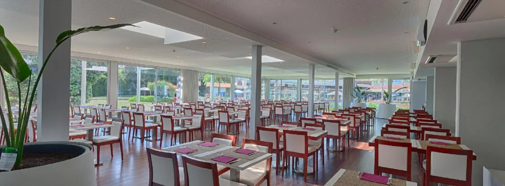 Aqualuz Troia Mar & Rio Hotel & Apartments