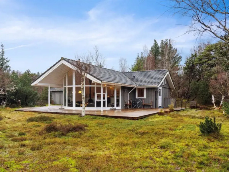 "Guri" - 600m to the inlet in The Liim Fiord