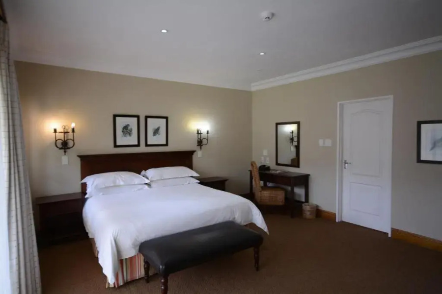 Champagne Castle Hotel