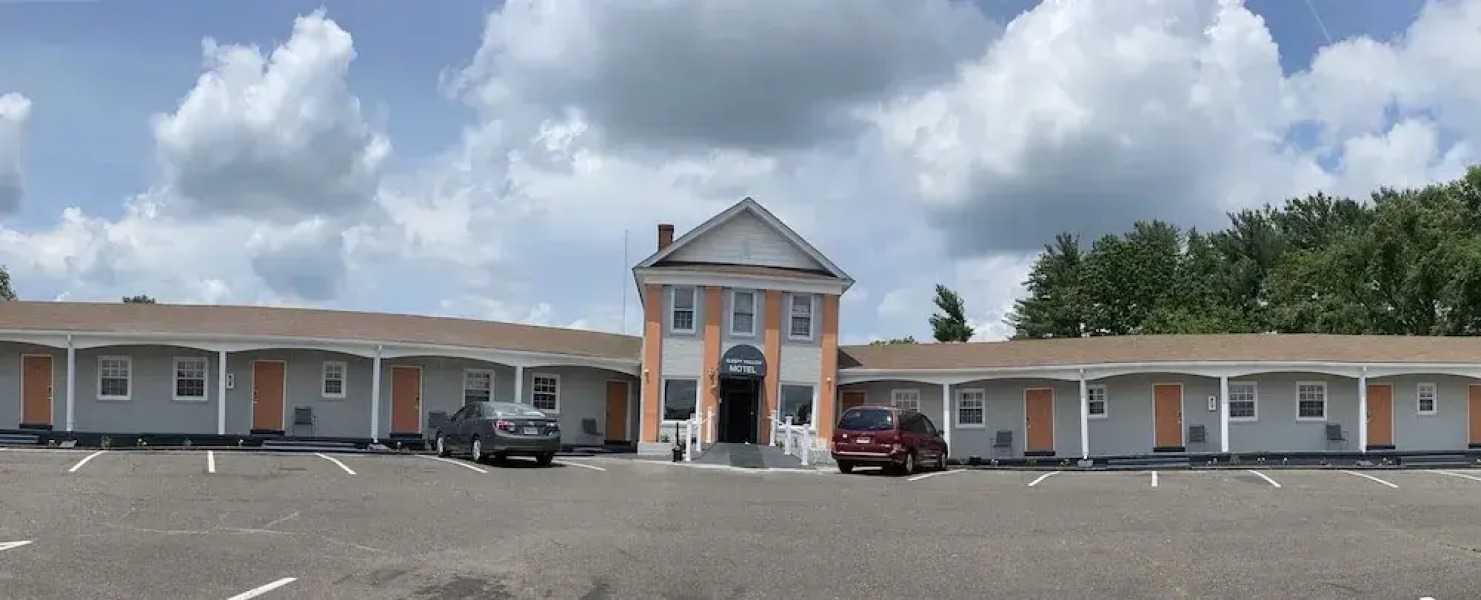 Sleepy Hollow Motel