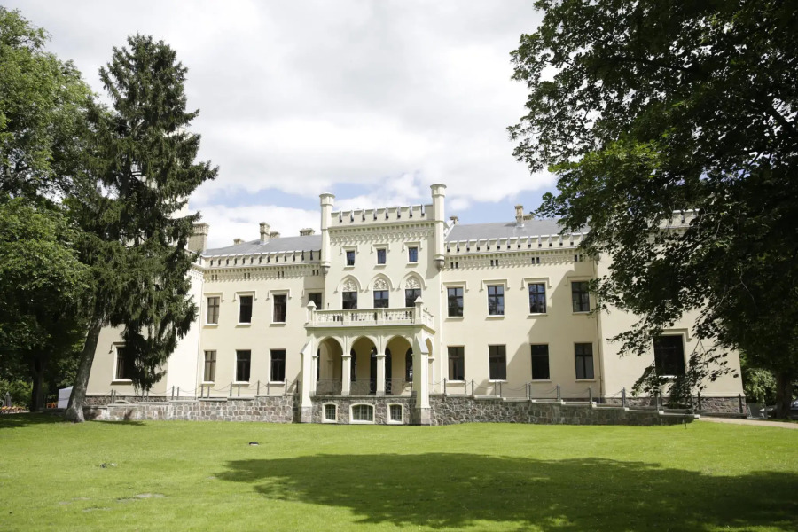 Hotel Schloss Reichenow
