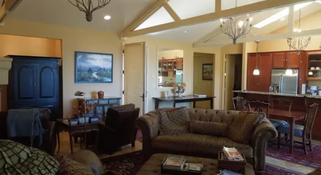 Breakers Reef Estate & Manor House