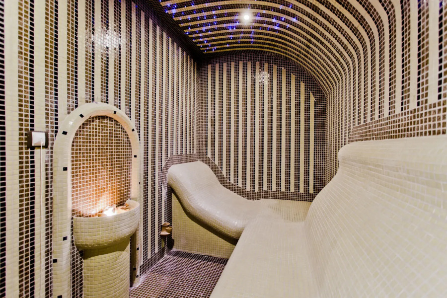 Galeon Residence & SPA