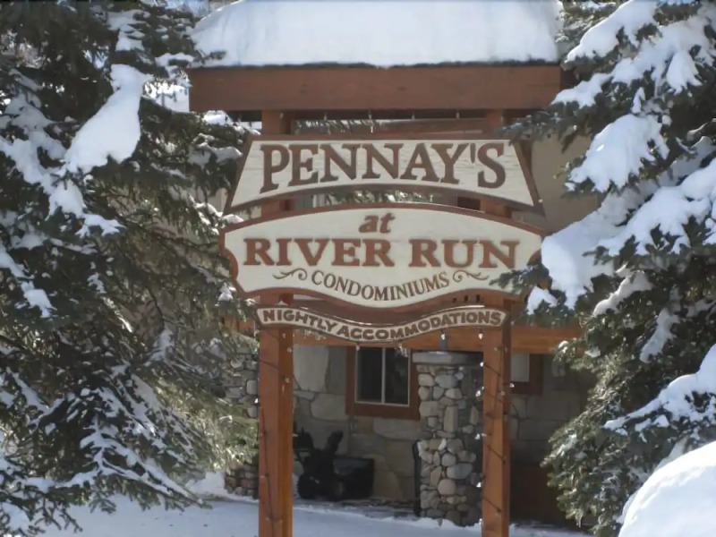 Pennay's at River Run