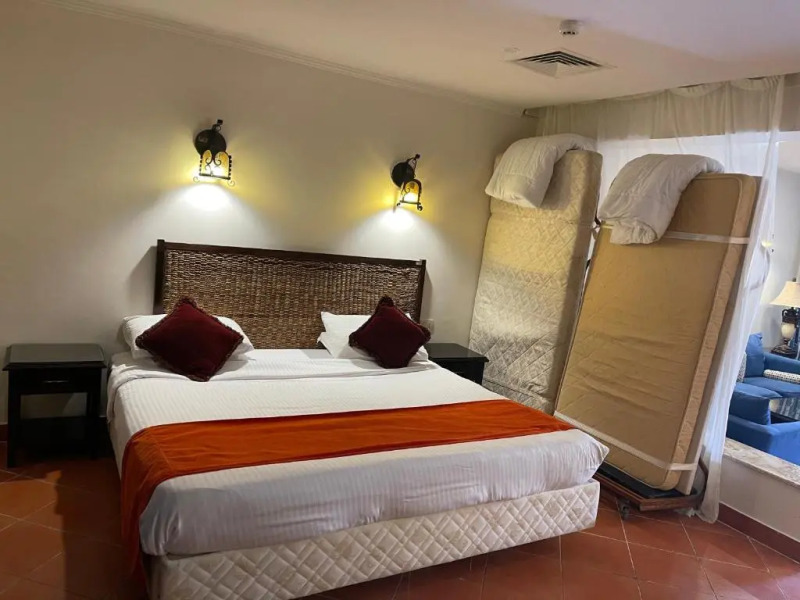 Patio suit, Porto marina