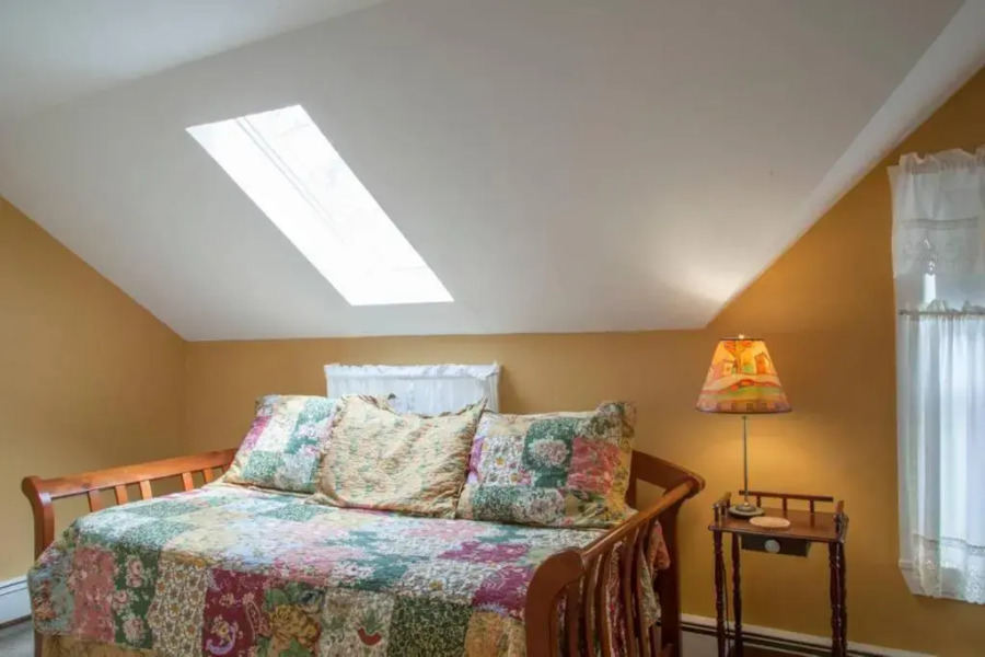 Play All Day - Sleep By The Stream at Night - Swimming Hole