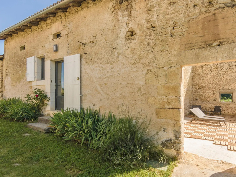 Charming holiday home in Aquitaine with Swimming Pool