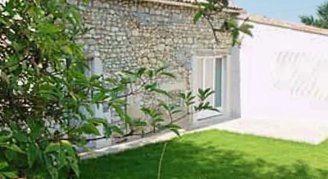 HomeRez - Country House rue de la Gorce