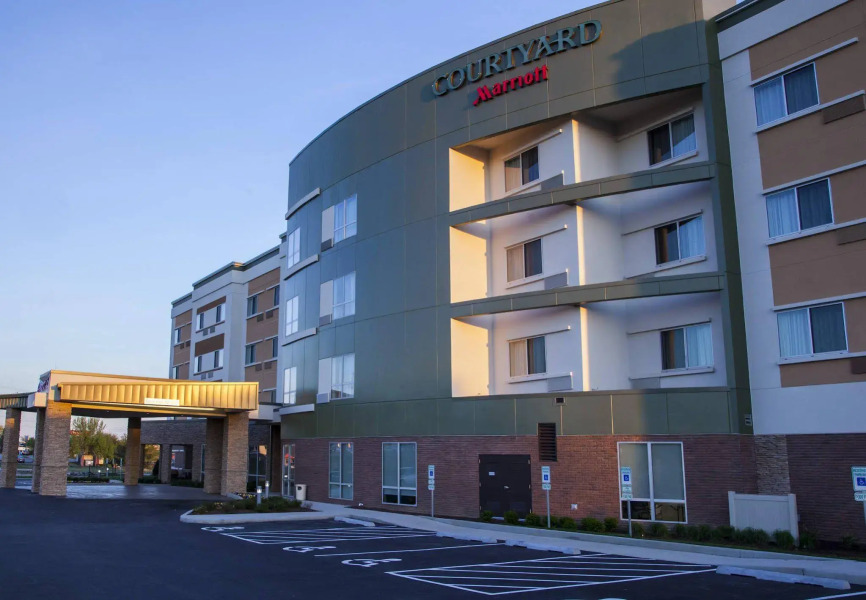 Courtyard by Marriott St. Louis St. Peters