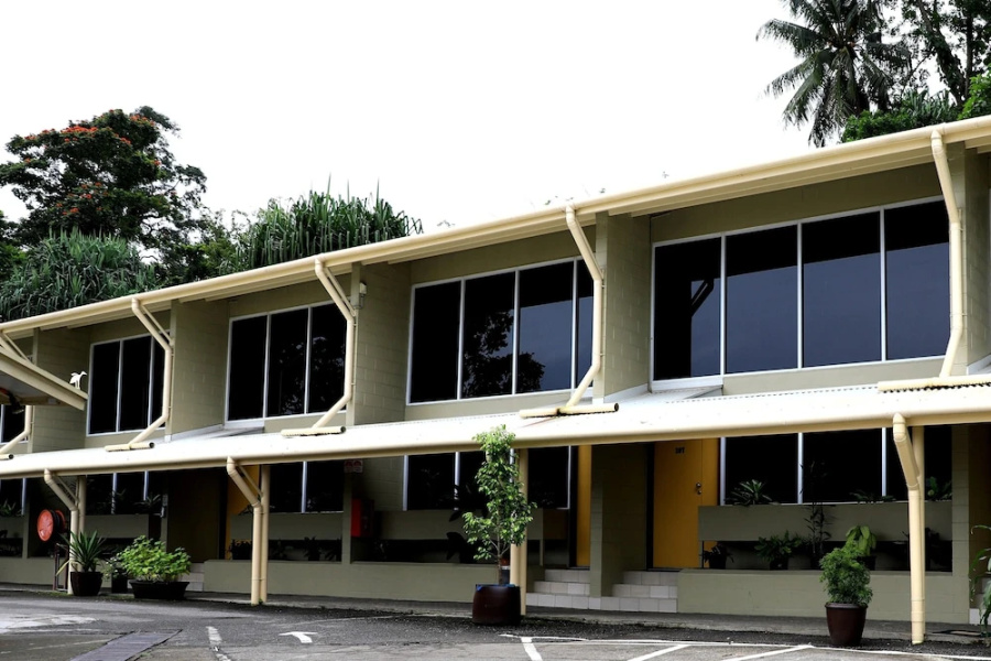 Huon Gulf Hotel