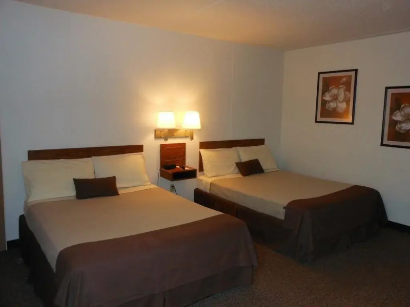 Great American Inn & Suites