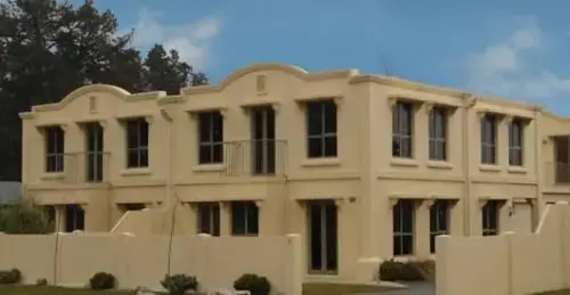 Lake Villas