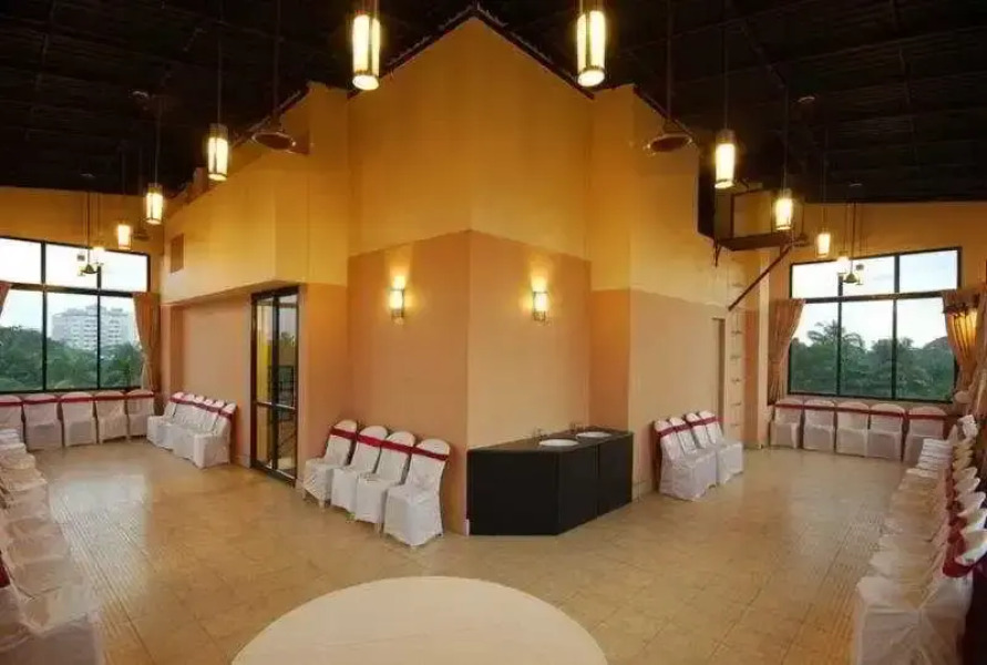 Time Square by Treebo