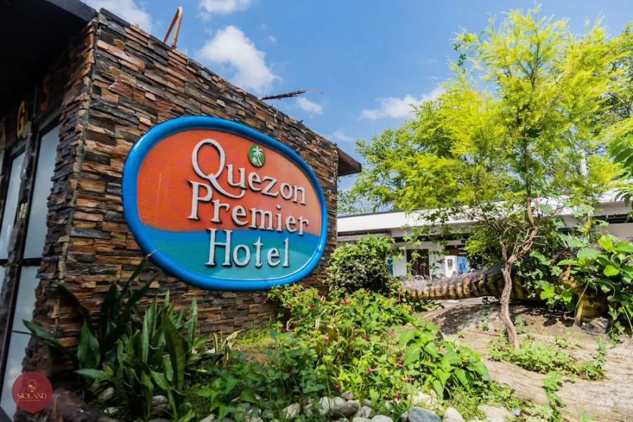 Quezon Premier Hotel Candelaria