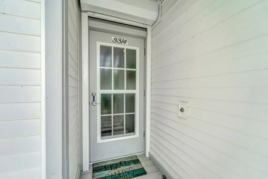 Beach One Bedroom Villa by Redawning