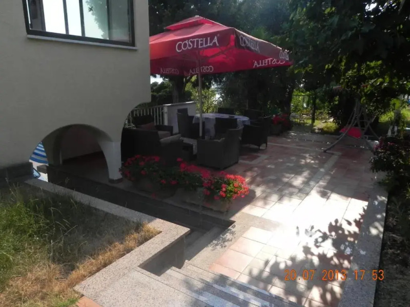 Rooms and Apartments Roza