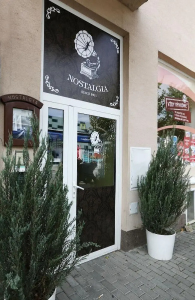 Hotel Nostalgia