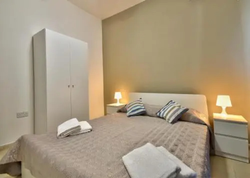 Gzira Penthouse