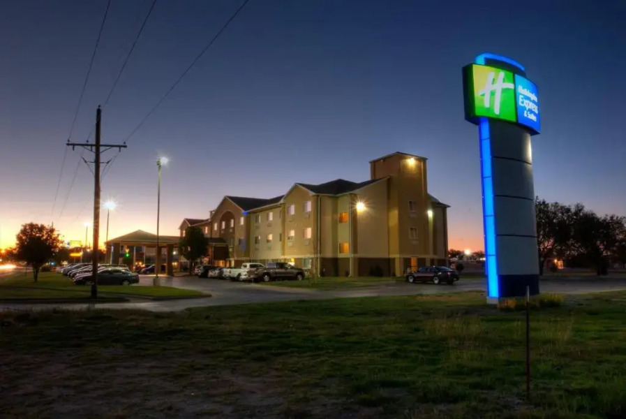 Holiday Inn Express Hotel & Suites Canyon by IHG