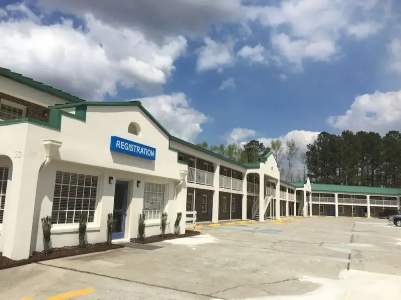 Motel 6 Walterboro, SC