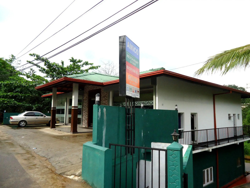 Amico Restaurant And Bar