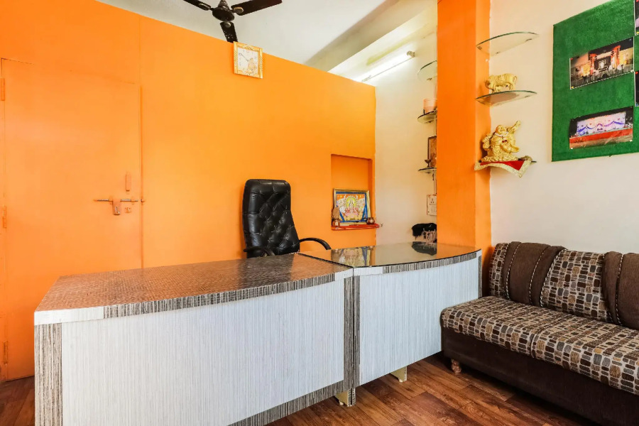 SPOT ON 47617 Hotel Suraj Vatika