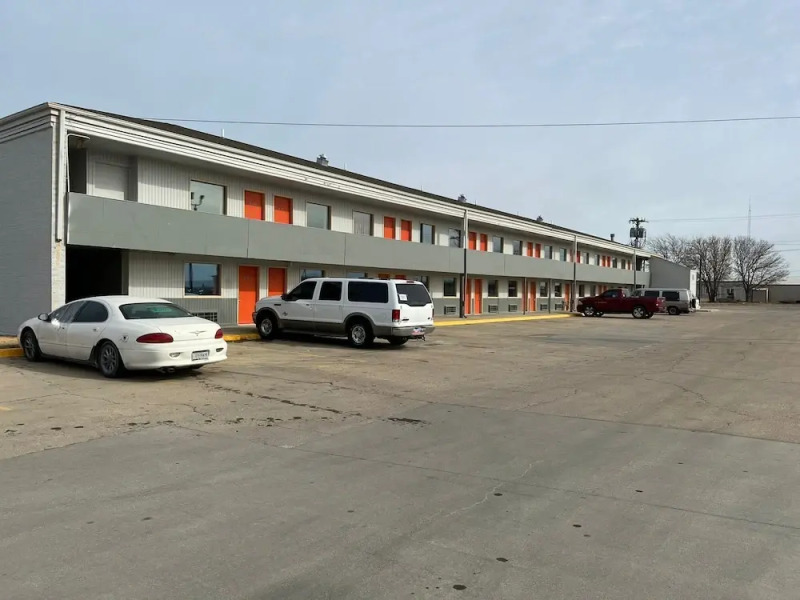 Travelerslodge Motel