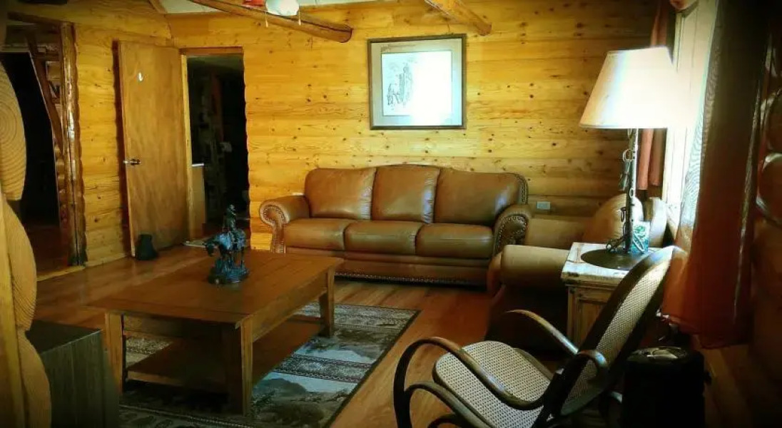 Wapiti Mountain Cabin