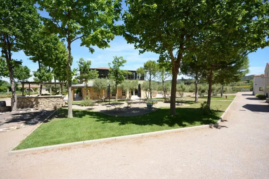 Villa et piscine luxe 176